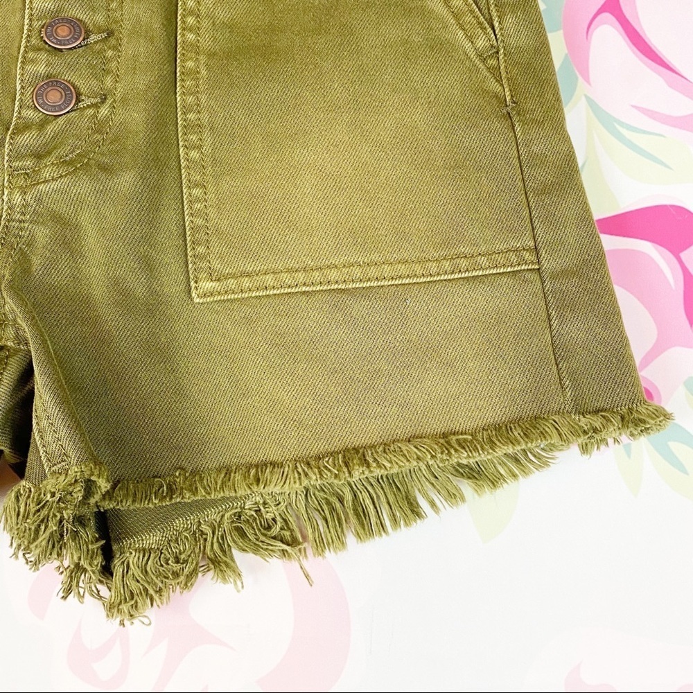 NEW Free People High Rise Distressed Button Fly Olive Army Green Denim Shorts 26 - Picture 2 of 8